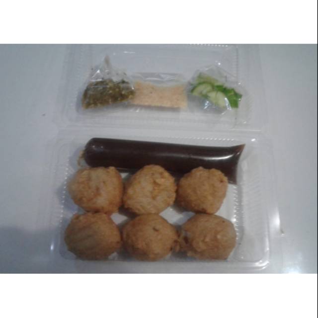

Pempek Kulit Ada'an.. 1 packingan isi 6 pcs..