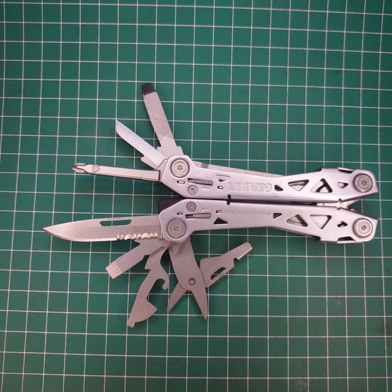 GERBER SUSPENSION NXT Compact Multitools Tang gunting obeng Lipat peralatan serba guna
