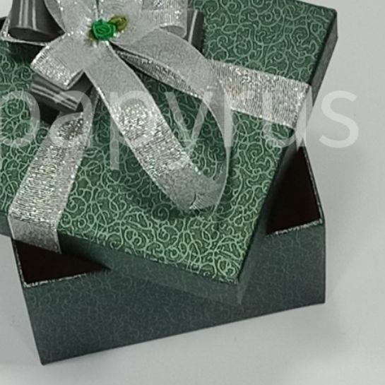 

✧ PAPYRUS 15x15 Tinggi 10cm Kotak Kado Gift Box Hadiah KOTA KADO ✵