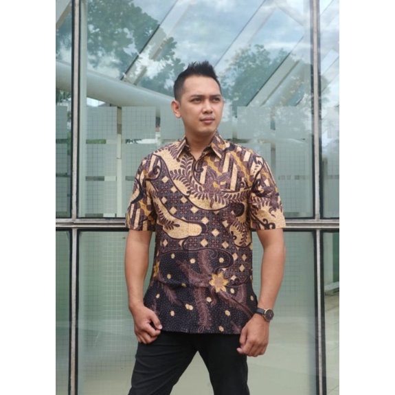 Kemeja Batik Lengan Pendek