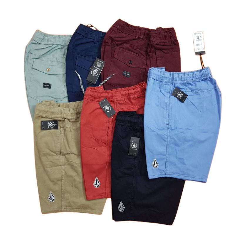 Celana pendek Volcom