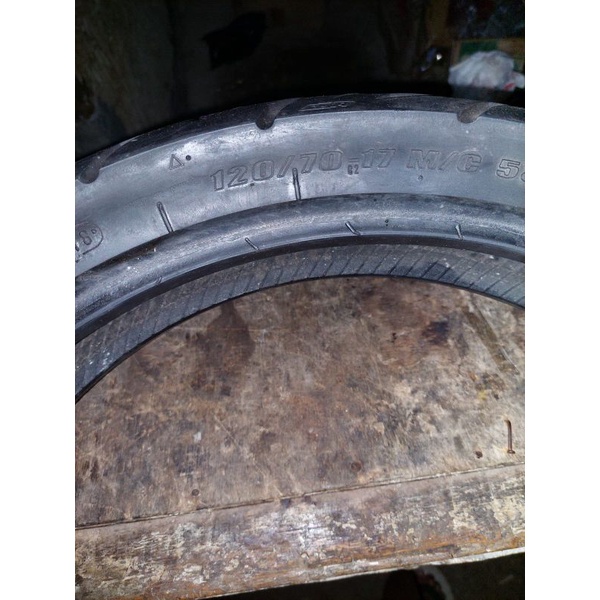 sepasang ban motor ring 17 100/80 R17 & 120/70 R17