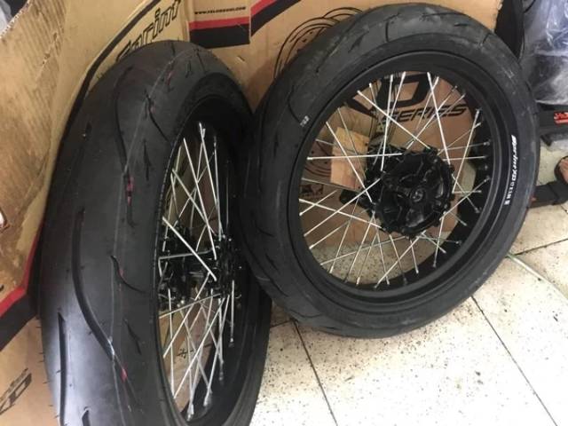 velak velg supermoto crf 150 klx150,hrga bs nego&amp;request merk velg,ban,jari2,tromol,hrga mulai 2-3jt