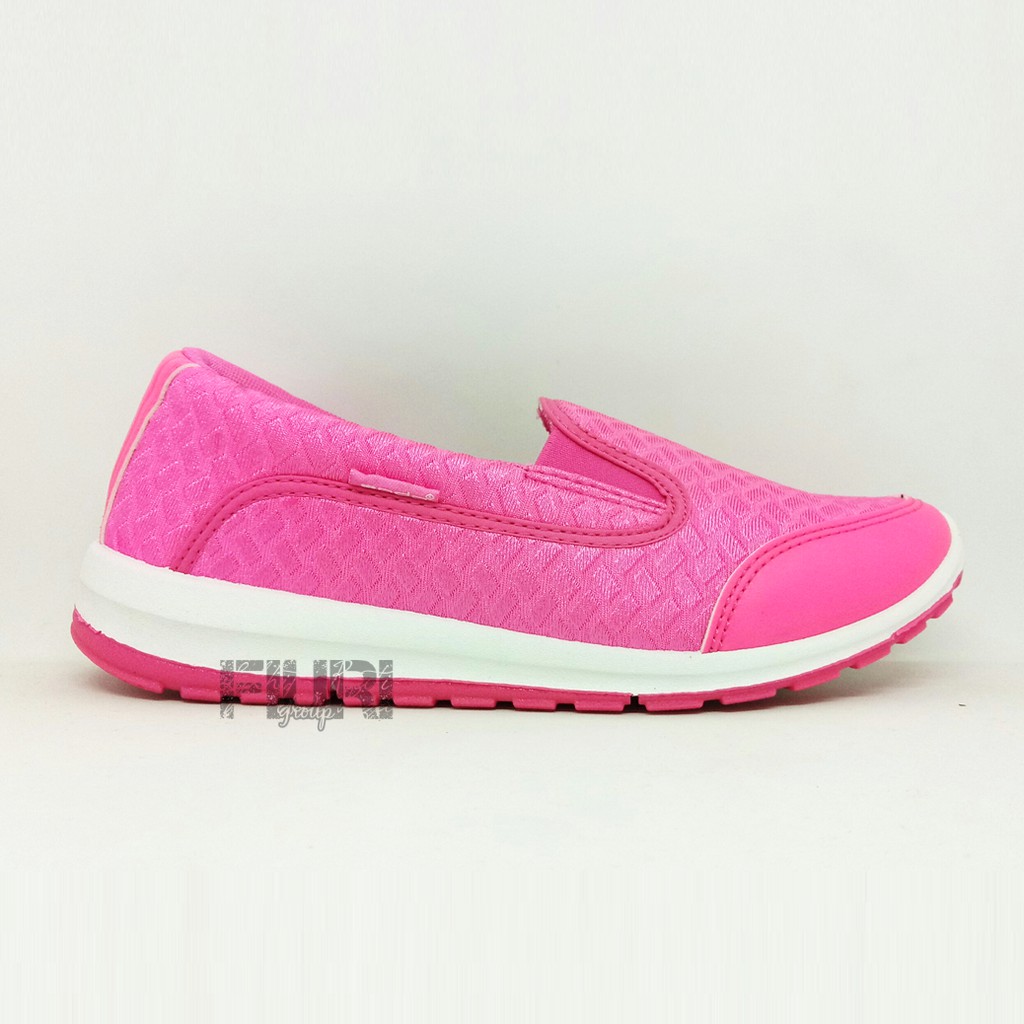 FIURI - ANDO ORIGINAL - ZELLY - PINK - SEPATU SLIP ON WANITA - SEPATU CASUAL WANITA - SEPATU FLAT PEREMPUAN - SEPATU KETS - SEPATU KETS WANITA - SEPATU KULIAH - SEPATU SEKOLAH - SEPATU ANDO