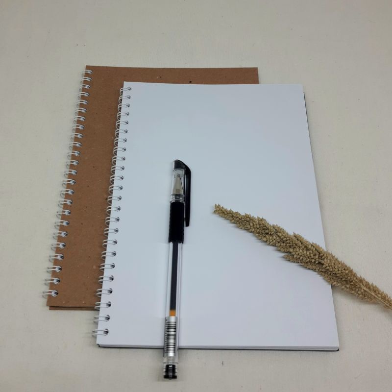 

BUKU SKETSA PUTIH A5 / SKETCHBOOK / SKETCHBOOK A5 / SKETCH BOOK / PUTIH