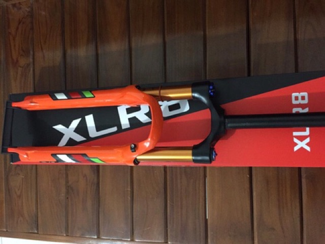 Fork XLR8 Oversize 27.5 AIR T120 Lock New 2019
