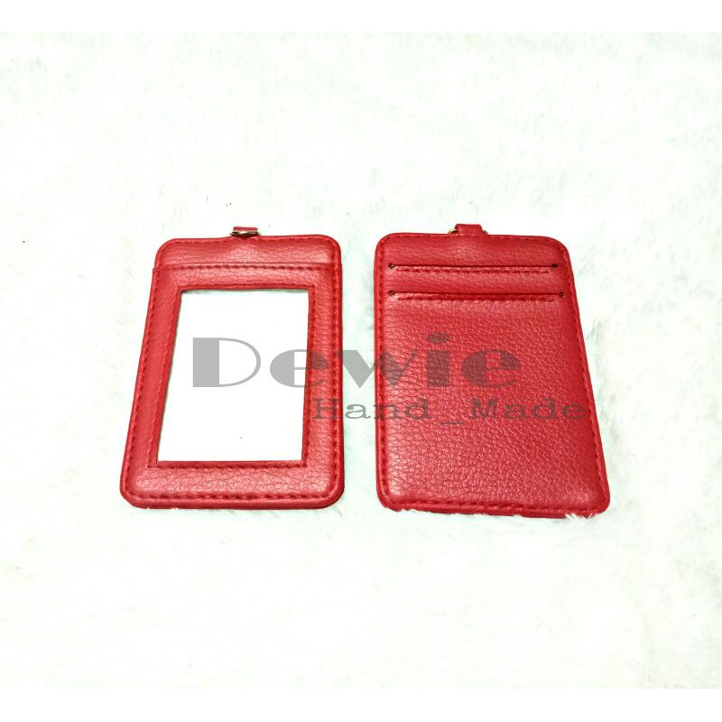 

Name tag / gantungan kartu nama