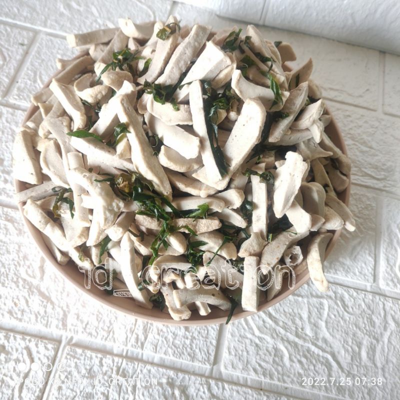 

BASRENG ORIGINAL DAUN JERUK ISI 500 GRAM / BASO GORENG GURIH/ BASRENG KRIUK/BAS