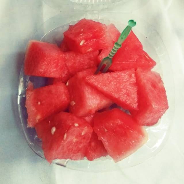 

Semangka merah potong