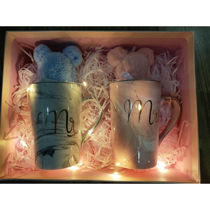 

hampers mr & mrs