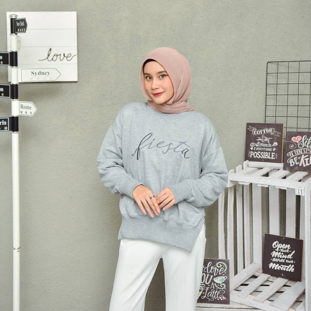 Zanah Sweatshirt Bordier Fiesta Sweater Motif Simple Style Kekinian