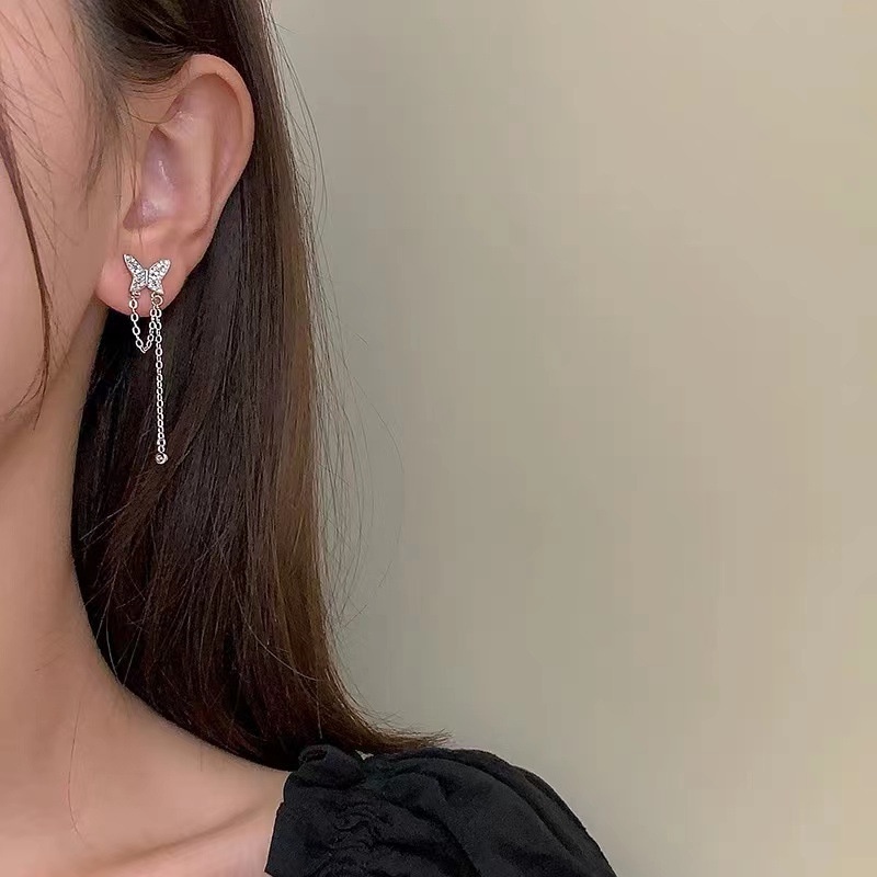 Anting Rumbai Kupu-kupu Asimetris Fashion Korea Hadiah Perhiasan Fashion Wanita Berkualitas Tinggi