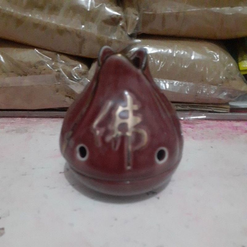 TEMPAT BAKAR DUPA KERUCUT MERAH MAROON