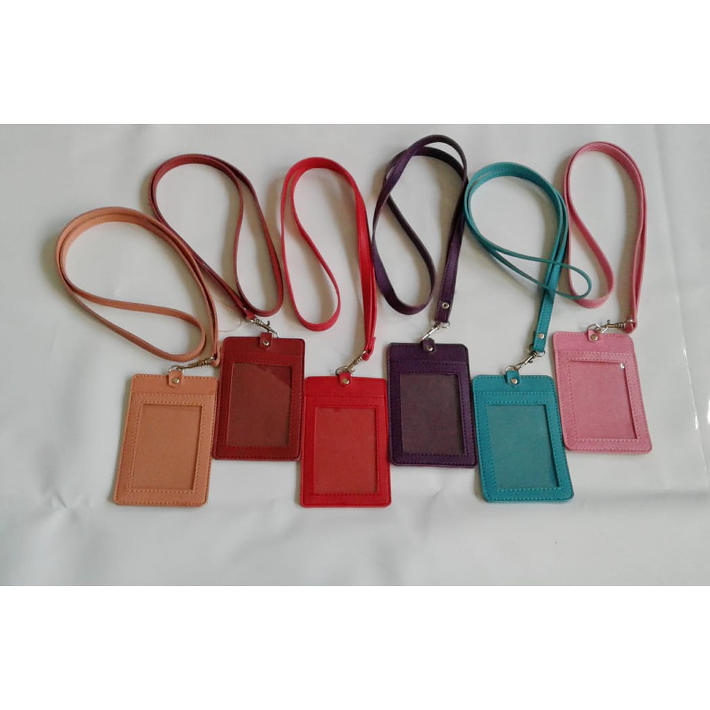 

Nametag / ID Card Holder / Tempat Kartu Saffiano
