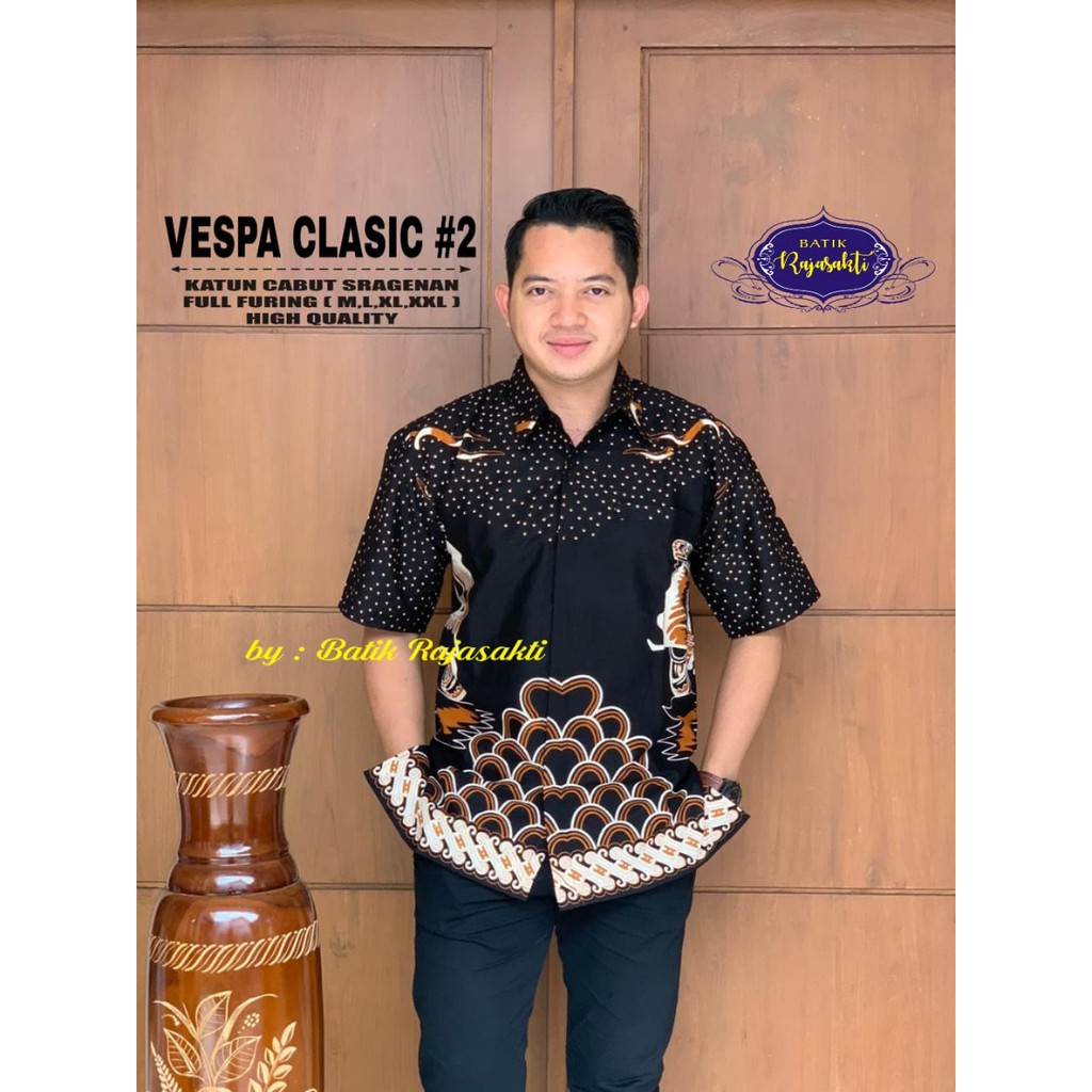 VESPA ANTIK RAJASAKTI KEMEJA BATIK SOLO PRIA LENGAN PENDEK LAPIS FURING ATASAN BATIK PREMIUM MODERN KATUN HALUS BAHUWIRYA  BANAMITRA BANAMITRA PUTIH BANGSAWAN BAYU PUTRA BERLIAN BIRU BHARATAYUDA BIMASENA BIRENDRA BIRU INDAH BRAHMAKERTA BRAHMAKERTA MERAH