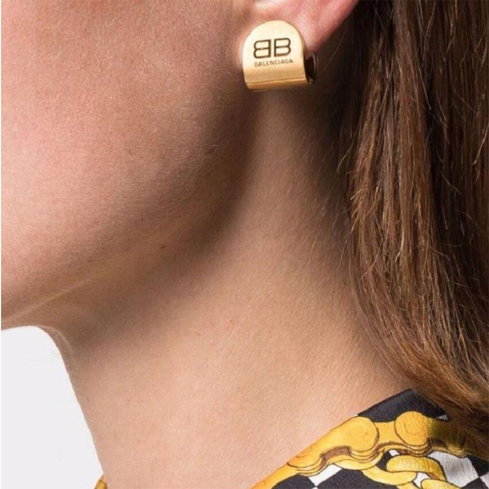 [Elegan] Anting Wanita Temperamen Sederhana Dan Serbaguna Manset Telinga Fashion Hadiah Retro Geometris Logam Gaya Korea Anting