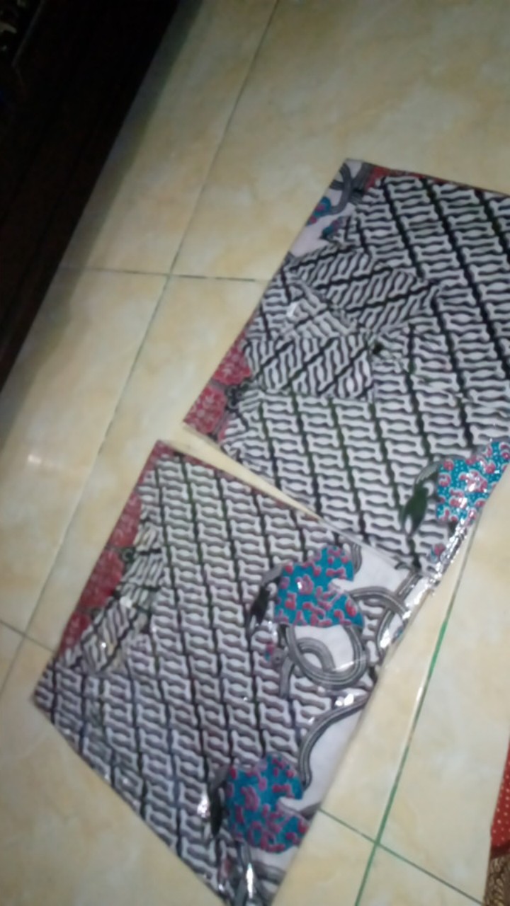 Batik Couple Seragaman Batik Sarimbit