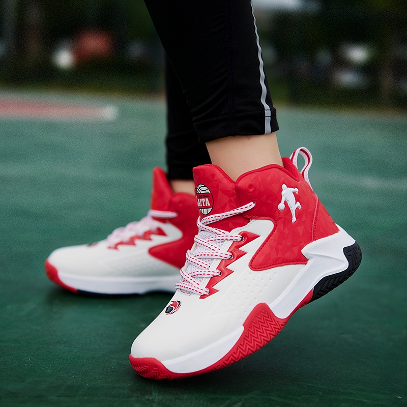 Nyaman dan Lembut Bernapas Ringan Sepatu Olahraga Anak Laki-laki Sepatu Lari