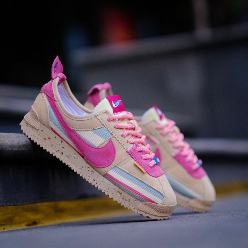 Nike cortez union tan biege pink