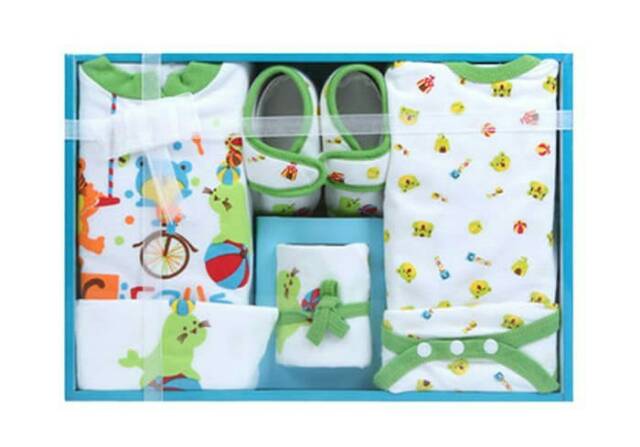 Paket Perlengkapan Bayi / Kado Lahiran Bayi Baru Lahir / Hadiah  Kado Lahiran Bayi Gift Set  11143 S1