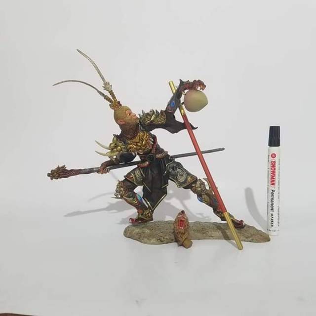 mainan action figure
Kera sakti
monkey king
statue detail
tinggi sekita