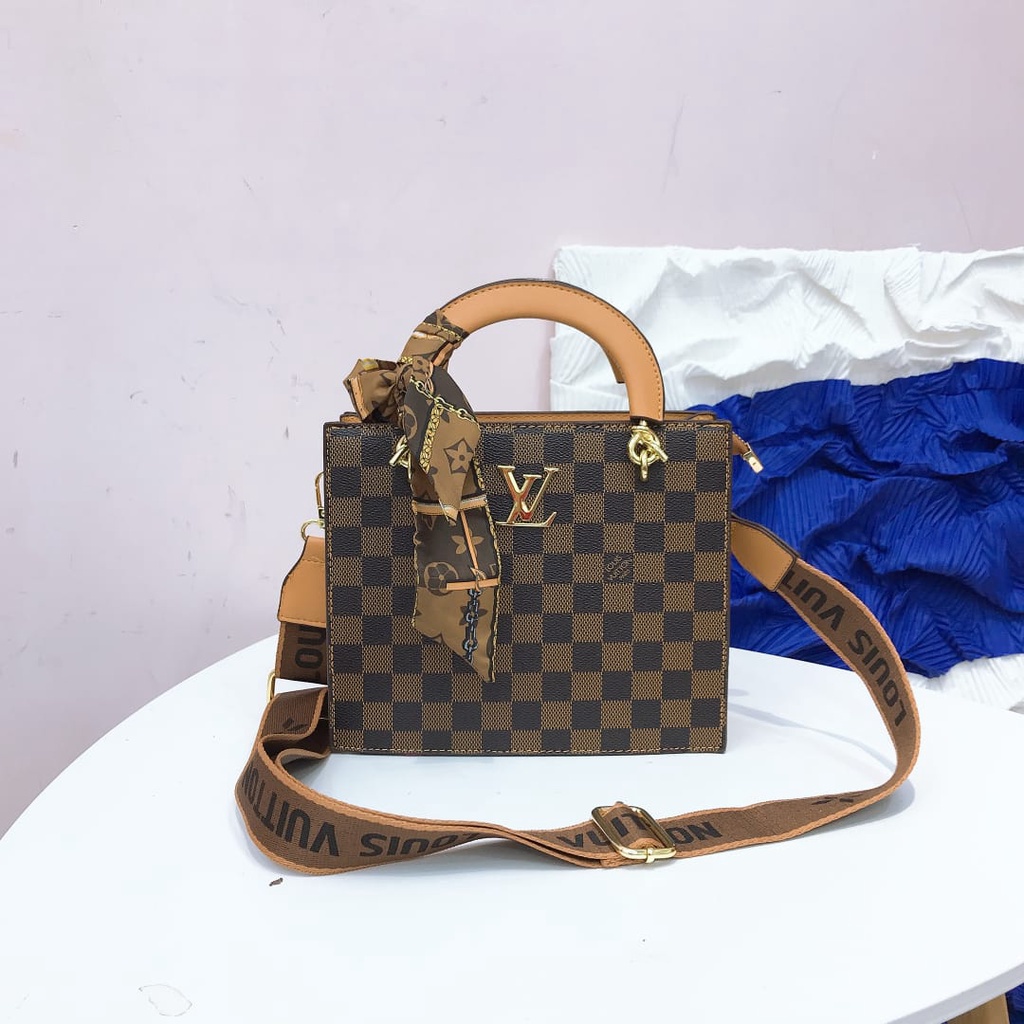 175103 Handbag Cewek Tas Wanita Import (1 KG MUAT 2)