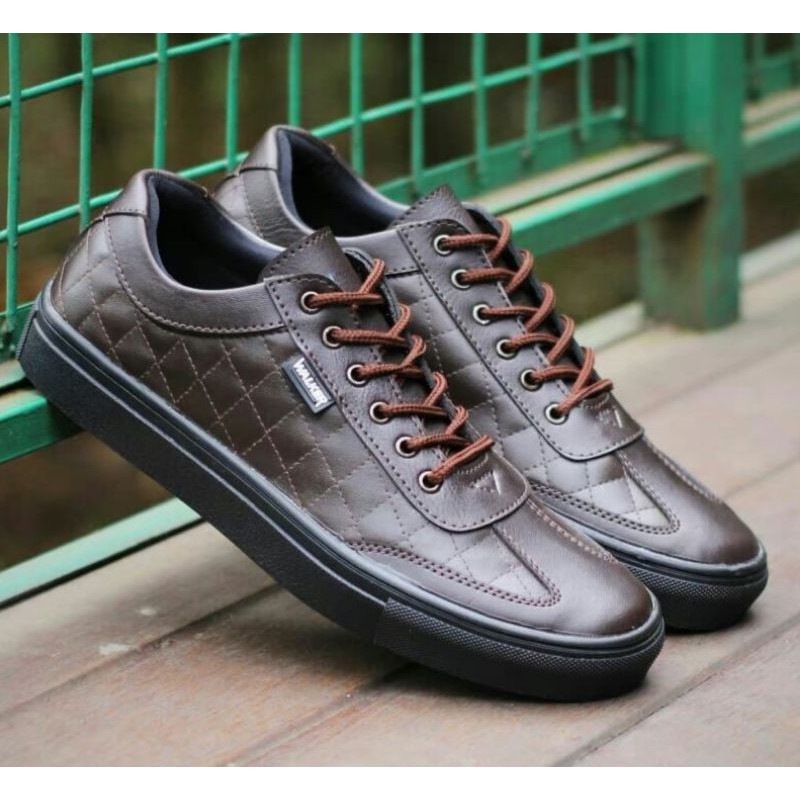 WOLF PEDRO - Sepatu casual pria Sneakers Pria Kasual Pria Kulit Sint