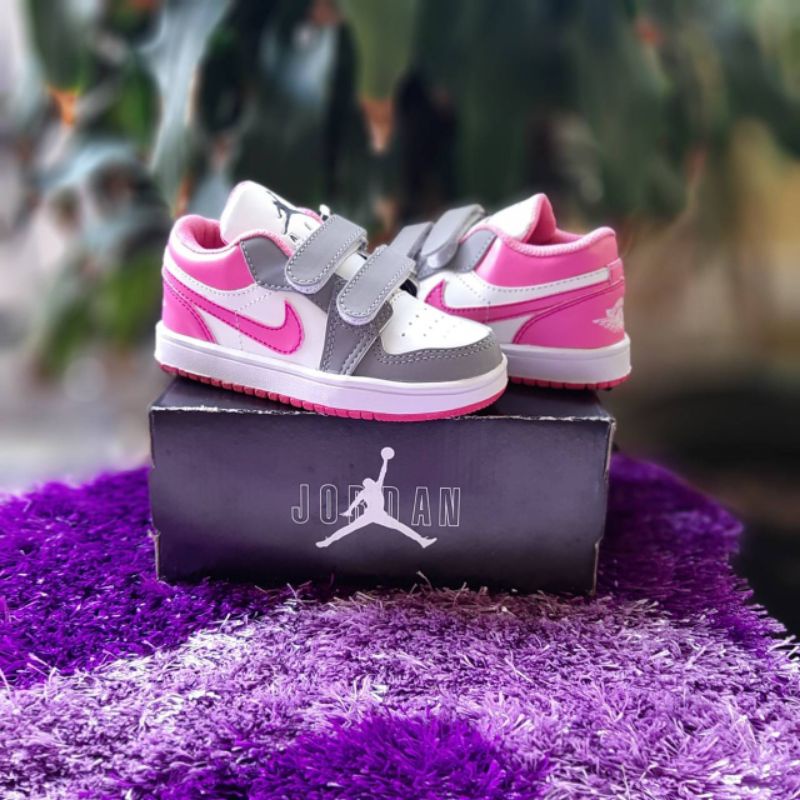 Sepatu Anak Sneakers Laki Laki Perempuan Jordan Low Grade Original Sepatu Jordan Anak Laki Laki 9 10 Tahun Sepatu Anak Umur 1 2 3 4 5 6 7 8 9 10 Tahun Sepatu Anak Import Rekomendasi Kado Anak