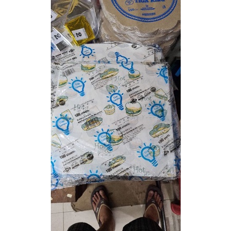 

KERTAS BURGER 30x30 cm anti lengket / minyak printing