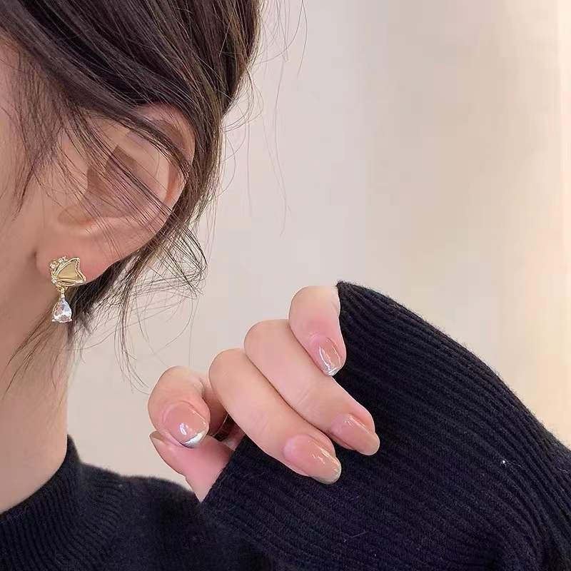 Anting Tusuk Gantung Panjang Desain Kupu-Kupu Hias Opal / Zircon Untuk Wanita Anting Fashion Korea Earing