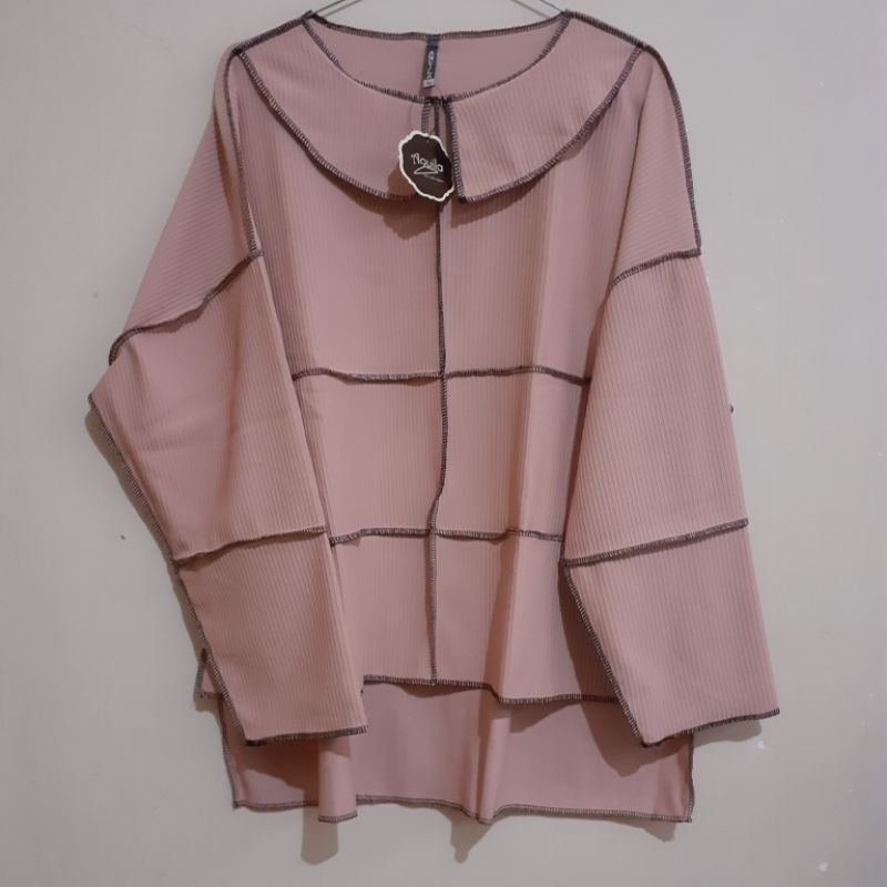 blouse by aquila