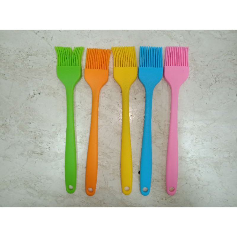 

Kuas Silikon M 20,5cm x 3,5cm