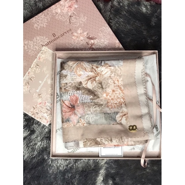 preloved buttonscarves malaya