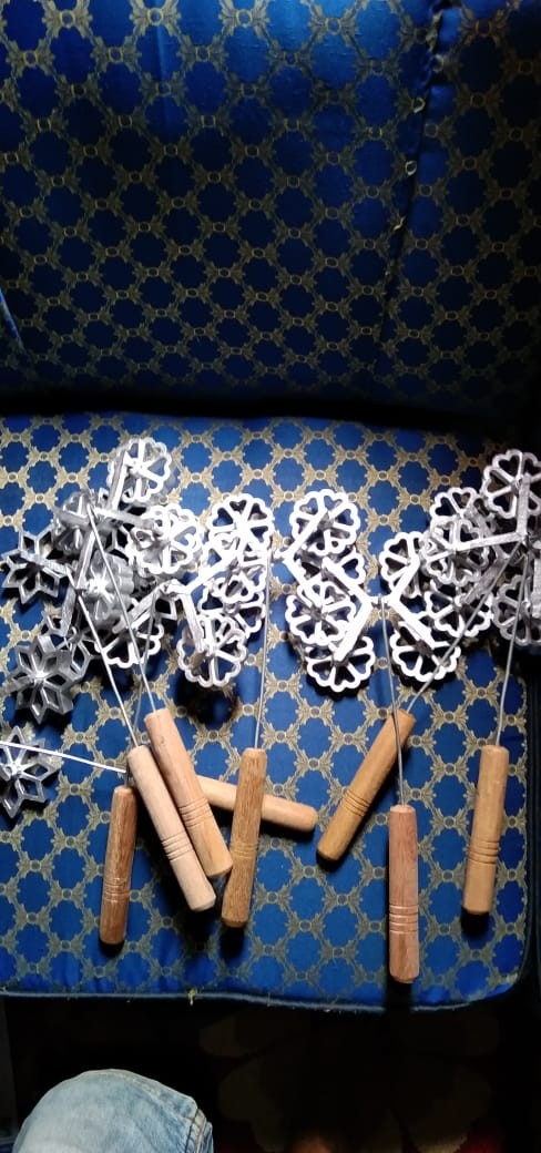 Paket Bunga Gandeng Jumbo - Cetakan Kembang Goyang