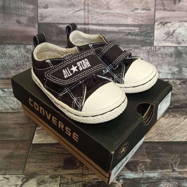 baby converse size 5