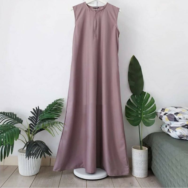 inner dress toyobo tanpa lengan rok lebar