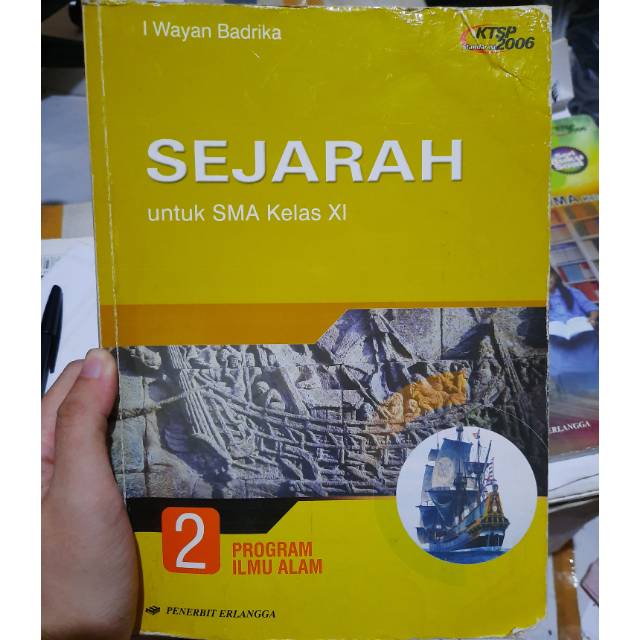Buku Sejarah (I Wayan Badrika)