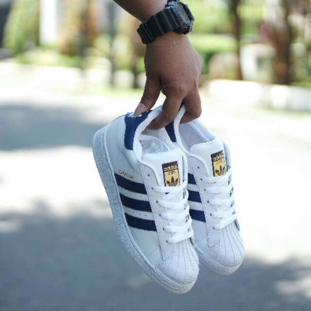adidas superstar putih list biru