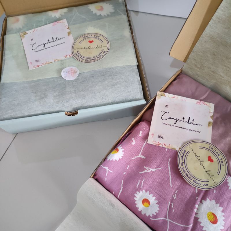 gift box hampers mukena/souvenir mukena