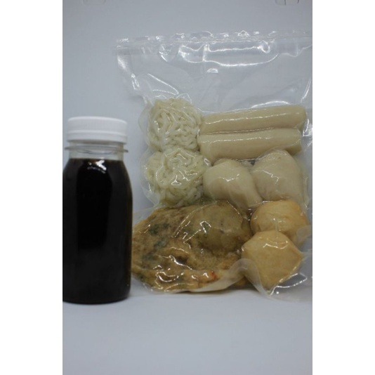 

pempek 10 pcs