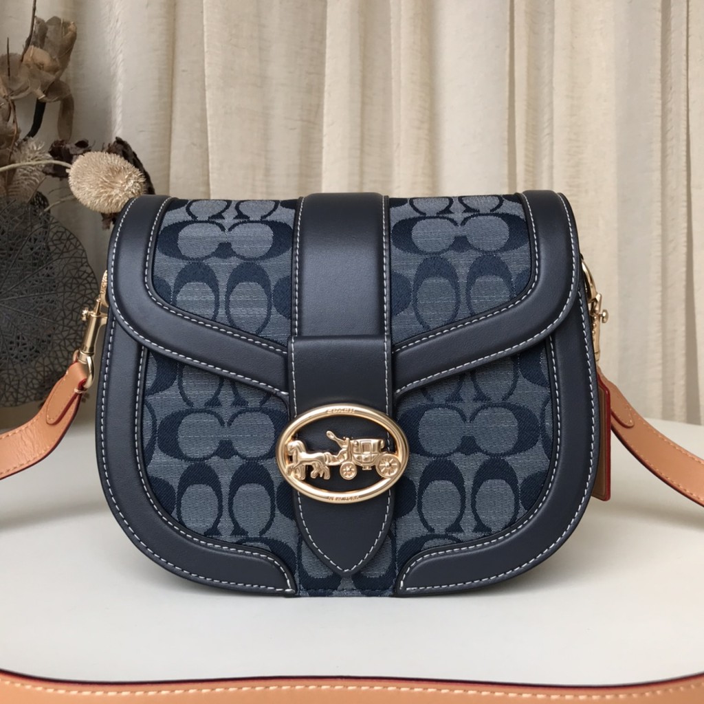 COACH c4066 tas fashion wanita baru tas bahu all-match/tas selempang/tas persegi kecil