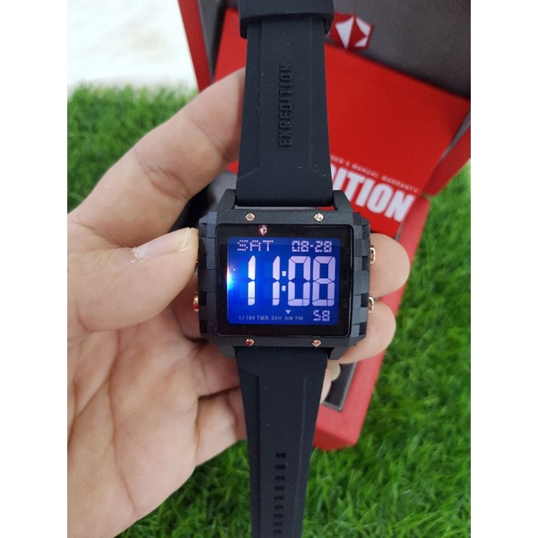 expedition e6817m hitam