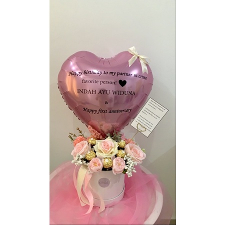 

buket bloombox balon love coklat premium with flower