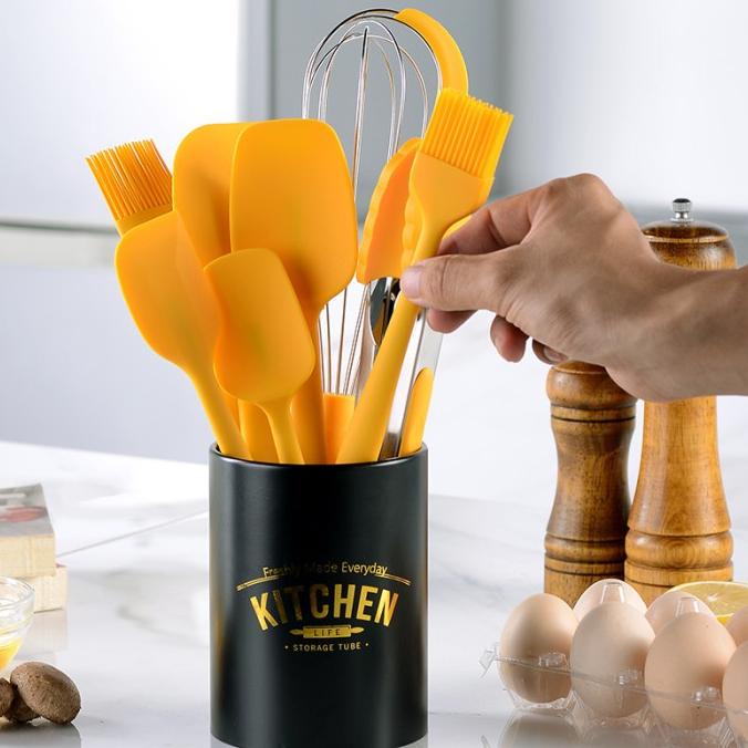 Silicone Utensil Set 9 Pcs / Peralatan Masak Spatula Silikon Kuning
