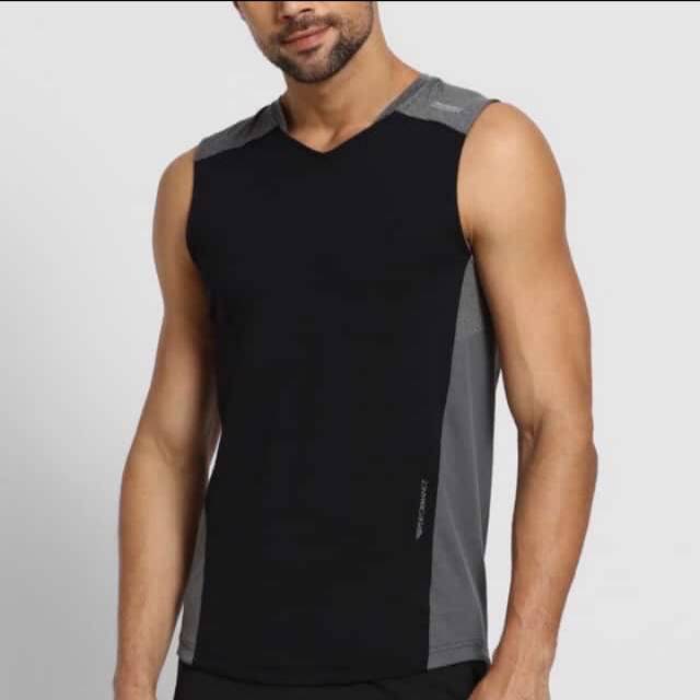 Kaos singlet Lengan buntung Van Hausen