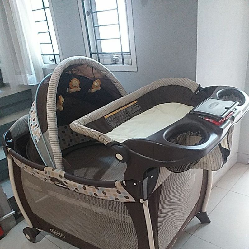 Baby box Graco pack and play abbington
