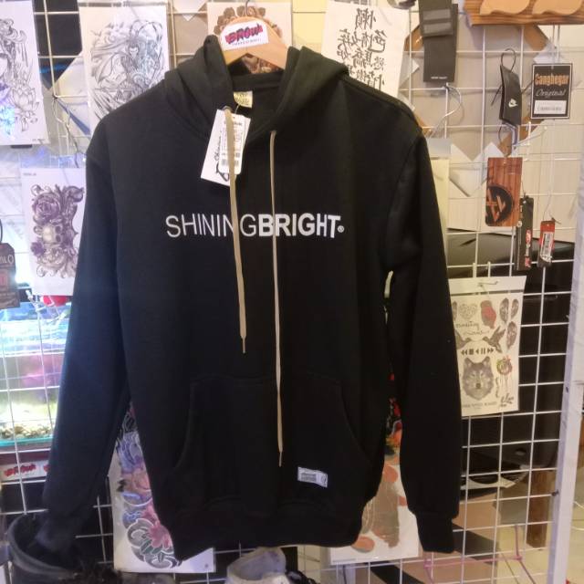 HOODIE SHINNING BRIGHT