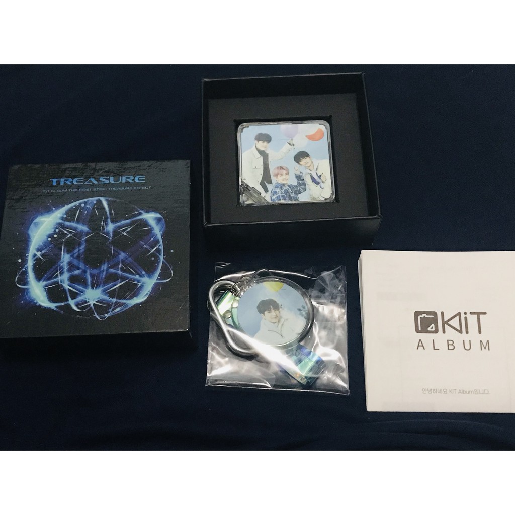 Album Kit Kihno Treasure - Strap Keyring & Air Kit