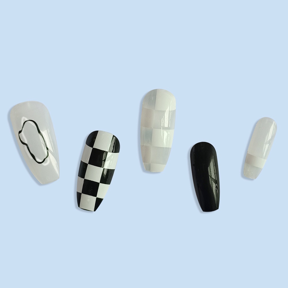 Lk13191 24pcs Artifisial Matte French Nail Stiker Kuku Palsu Tekan On