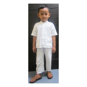 koko putih pendek  bordir putih&hitam